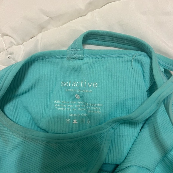 Set Active Electric Sculpt Flex Ribbed V Bra (Size M/L) - Picture 9 of 14